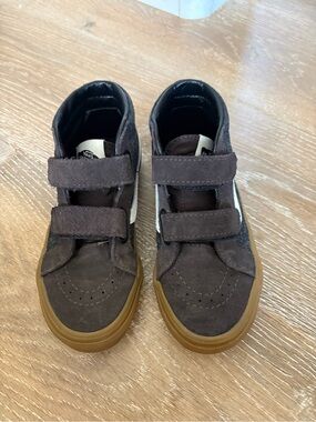 VANS Kids Brown Suede High-Top Sneakers with Gum Sole